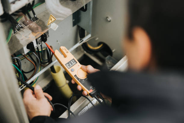 Best Circuit Breaker Repair  in Olivet, MI