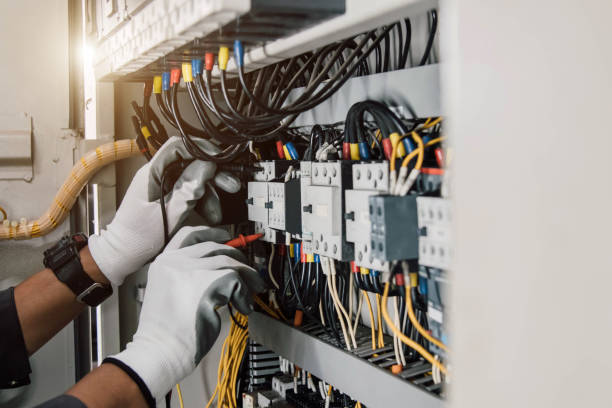 Best Affordable Emergency Electrician  in Olivet, MI